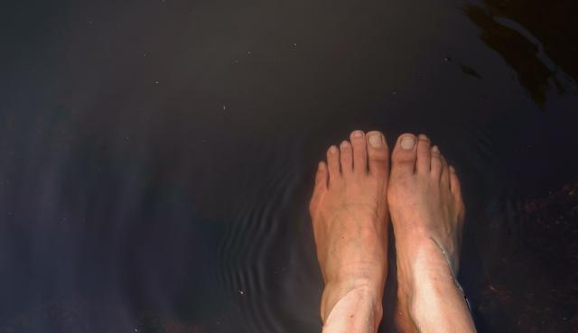 睡眠■养肾很简单，每天顺手做4件事，肾脏会“感激”你