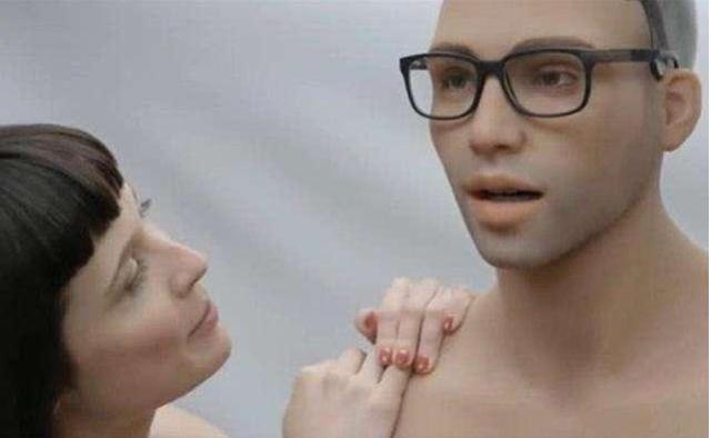 [机器人]男性机器人一经上市就遭哄抢？女性用户好评达100%，只因这3个原因