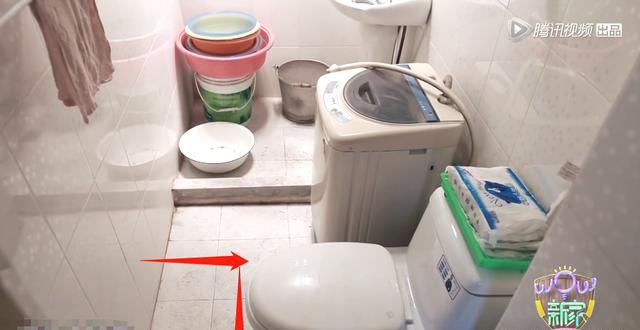 |3人挤28平房子，家人上厕所难以避嫌，独生女儿35岁至今未婚！