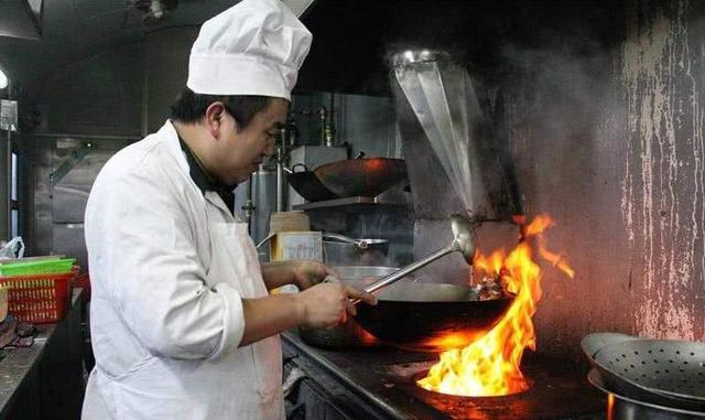[豆腐]饭店大厨：人人都该知道的36条炒菜窍门！早掌握，少走很多弯路！