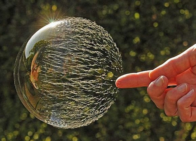 「科学家」人类最高能承受116℃高温，触摸20000℃时为什么不被烫伤