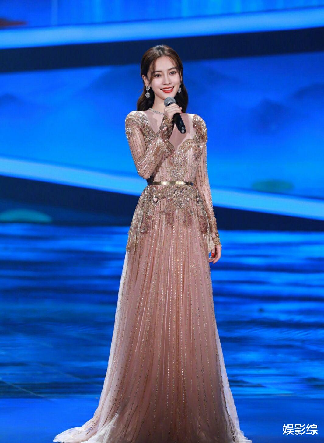 奔跑吧兄弟|偶像包袱这么重！录制《奔跑吧》还穿高跟鞋，真不怕自己受伤