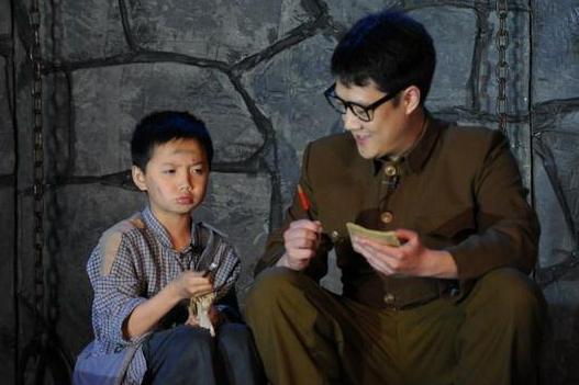 「」他是杀害小萝卜头的特务，17年后被抓，枪决前说一句话被无罪释放