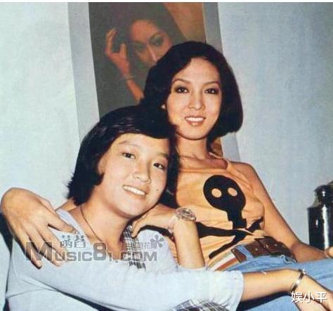 「蒋欣」恬妞和恬妮：一个嫁万梓良，一个嫁岳华，一对姐妹花命运大不同