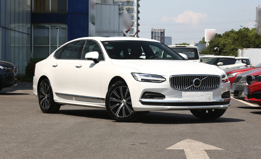 小鹏汽车|3款“成功人士”的座驾，30岁之前能开上，说明你很优秀