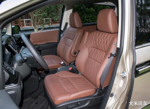 本田艾力绅|真正的本田“实力王”，重2吨高速稳，油耗5.9L，狂甩31630辆