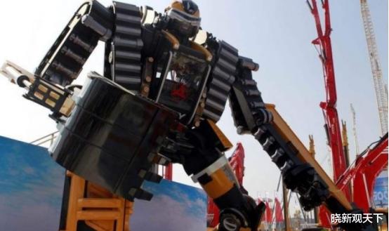 挖掘机|德媒：中国“反人类”操作，把挖掘机造成“变形金刚”