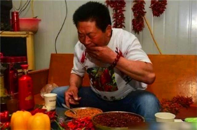 螺蛳粉|那个不听医生劝阻,每天吃5斤辣椒配白酒的李永志,现状如何?