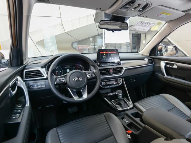 「智跑」又一合资SUV卖白菜价！省油开不坏，跌至10.49万，30天卖8970辆