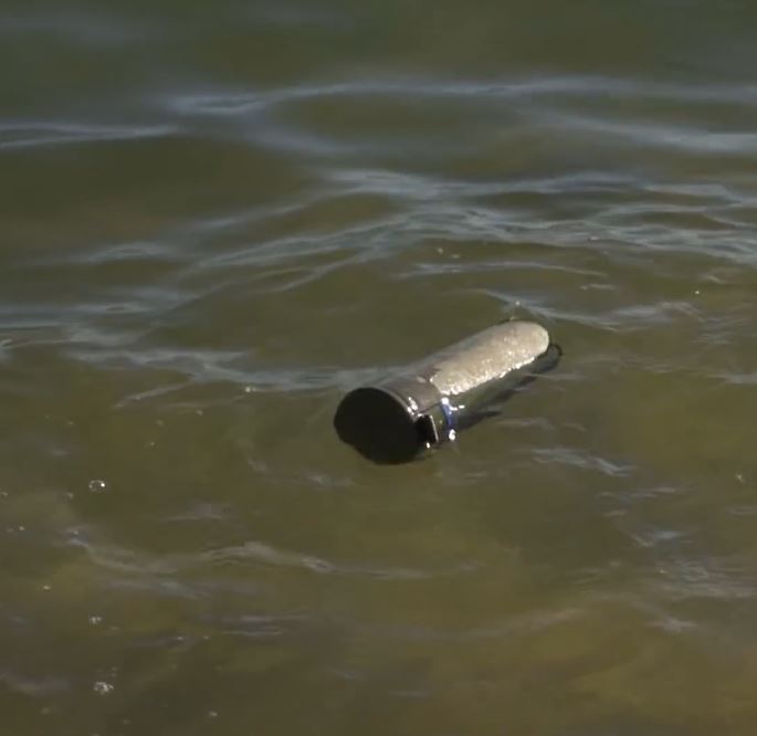 索尼|Sony EXTRA BASS系列 vs UE Megaboom 3对比测试