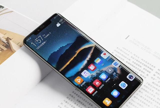 华为@华为史上最强水桶旗舰机，上市近3年，配置仍吊打90%安卓旗舰