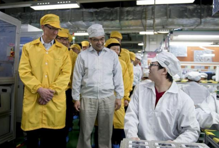 苹果|苹果8个代工厂撤离中国，印度悄悄全部接盘，库克老谋深算