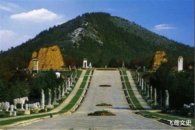 秦始皇帝陵|秦始皇陵里到底有多少水银？专家：去看看山顶的石榴树，就明白了