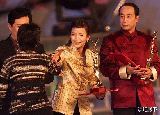 「吕丽萍」60岁吕丽萍太不幸，一婚被抛弃收场，二婚丈夫去世，三婚又遇难题