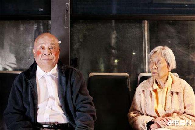 张艺谋|张艺谋恩师，给张艺谋妻子安排工作还给房，沦落时却人人敬而远之