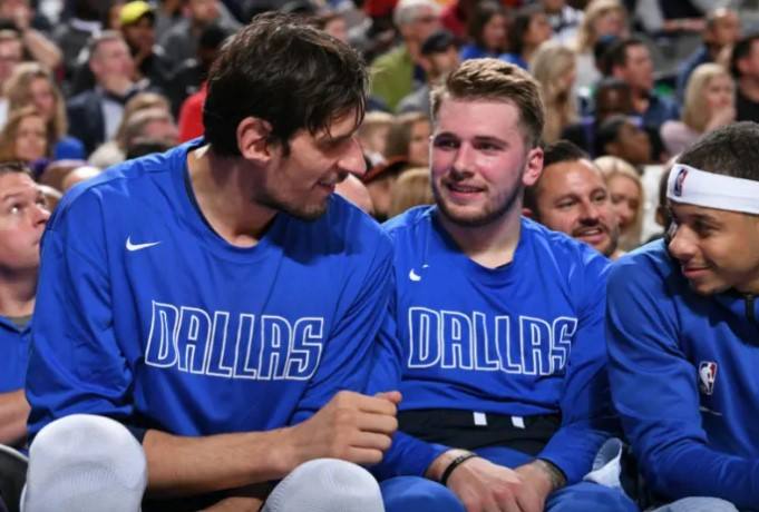 快船队|独行侠的“核武器”！博班全场仅打10分钟，却足以让快船难以招架