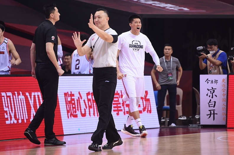 广东男篮|宏远争冠诱惑太大!杜锋钓鱼,愿者上钩