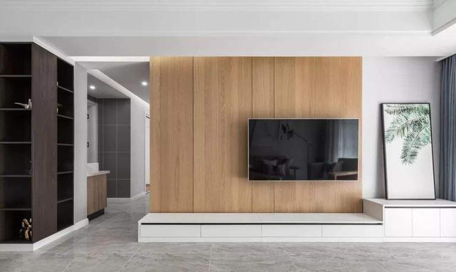 『』电视墙上需要安装几个插座？位置和尺寸是怎样的？