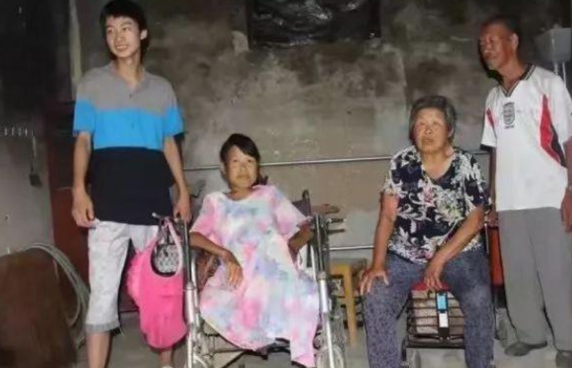 清华大学|寒门难出贵子？人民日报两年前就告诉你，错上加错！有降分政策！