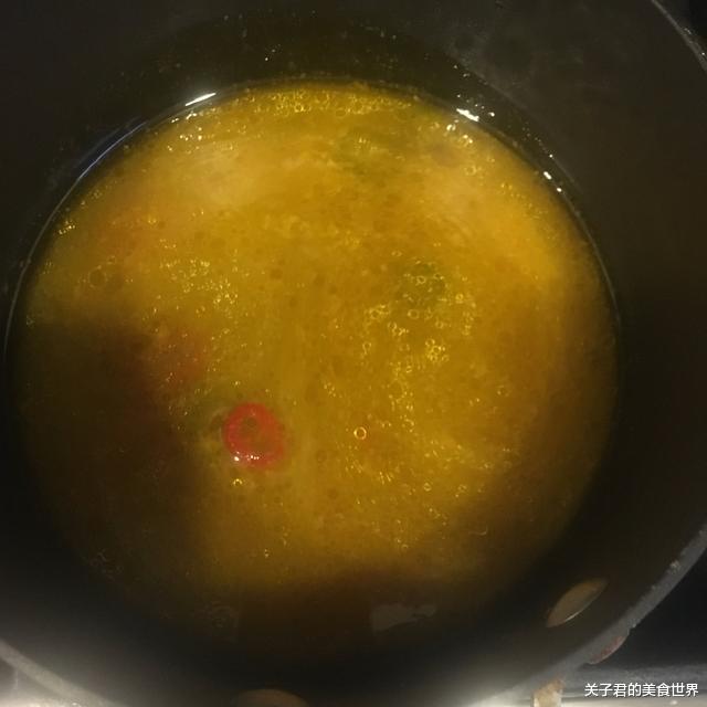 金针菇|它比香蕉还通便，价格便宜，一周吃3次，润肠排宿便，衣服改穿S码