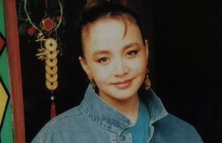 宋丹丹|1978年,宋丹丹和袁钢相恋,声称:除了袁钢,其他男人都不值一看