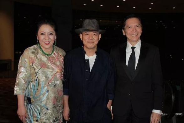 周星驰■向太：我们跟这么多人都好，怎么就遇到周星驰和张柏芝两个白眼狼