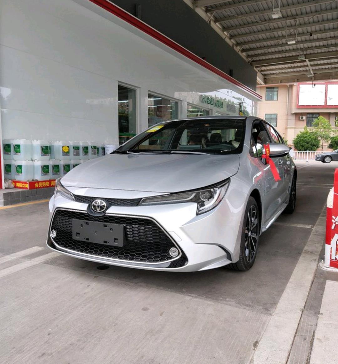 『丰田雷凌』丰田雷凌1.2T怎么样，落地价多少钱？看完这几个优缺点再买不迟