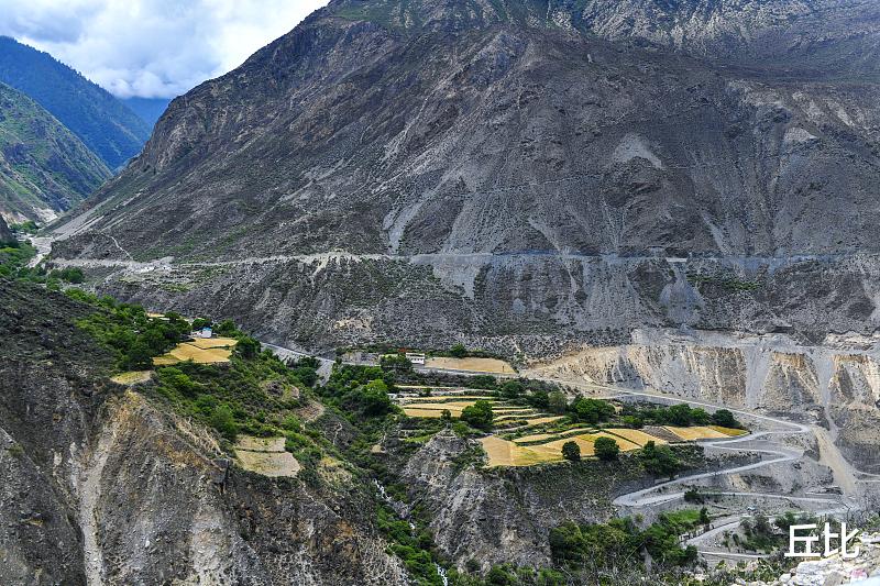 【自驾】自驾游必去的10条极致大道，有人说去过才不枉此生！