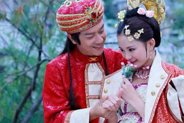 王宝钏|王宝钏苦守寒窑18年, 封皇后18天离世, 其实薛平贵隐瞒了其中真相