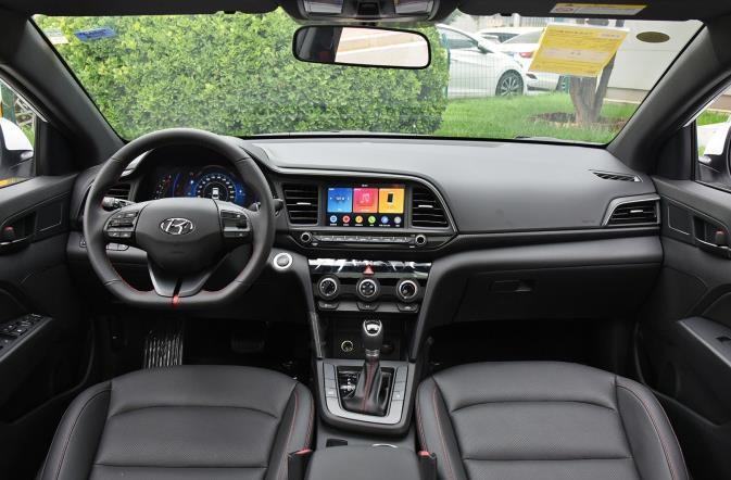 现代领动：开过现代领动，再花17万提马自达3昂克赛拉，车主：七个字