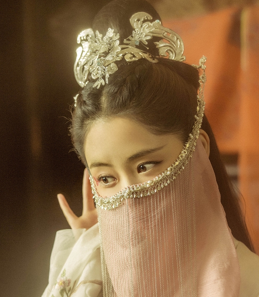 谭松韵|谭松韵新剧扮演将门主母，“先婚后爱”太绝，看清男主：此剧必追