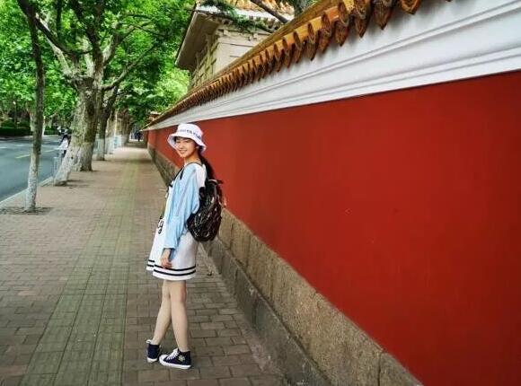 清华大学|浙江高颜值女学霸719分，多次拒绝清华邀请，却选择这一所学校！