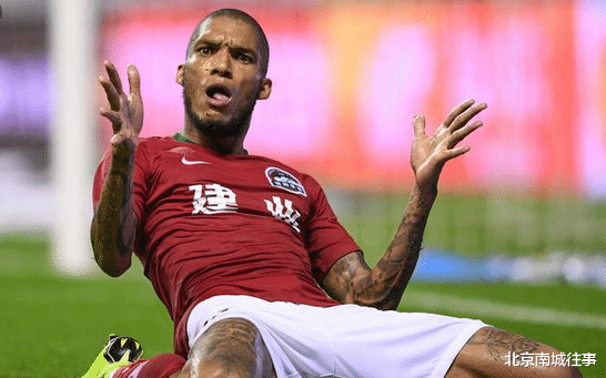 [北京国安]后悔吗？前国安铁卫随新队首战就打进两球，卖掉他或并非正确选择