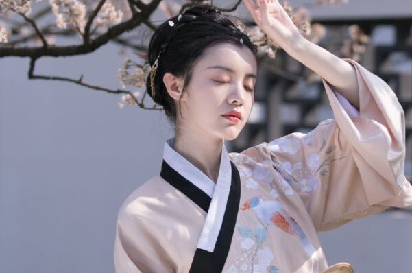 『似曾相识』轮回转世的迹象：2个梦境特征，证明你存在前世记忆！