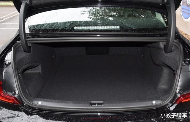 沃尔沃s90：大叔全款提沃尔沃S90 T5智逸豪华版，动力杠杠的，看这价格咋样？