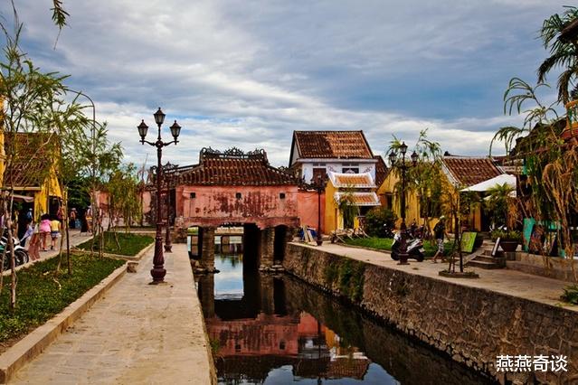『越南旅游』在越南旅游时,街上有美女问要不要吃“剩菜”,到底是什么意思?
