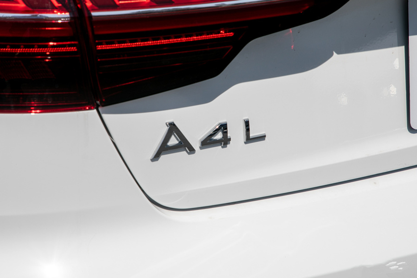 宝马3系|奥迪“尊严”不要了！从30.58万跌到24.7万，30天卖10013辆