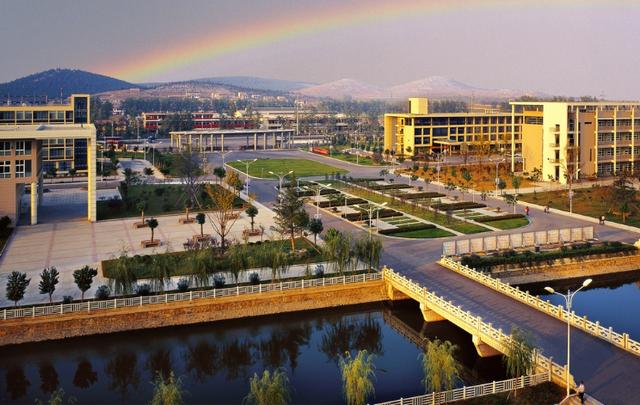 【】这3所好的二本医科大学，考上好就业，毕业生出路不比重本差