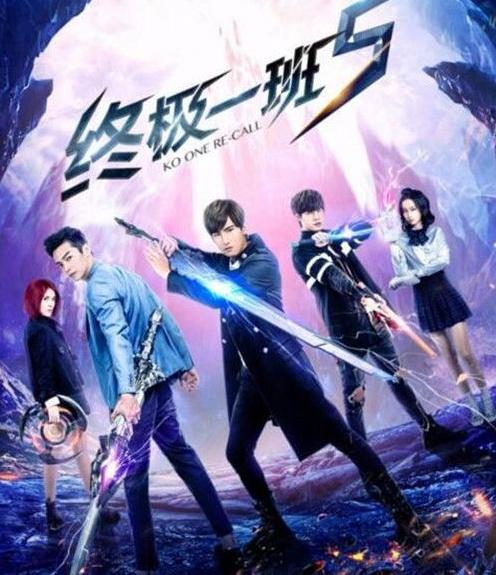 富二代|辣眼睛！28岁男星与富二代女友当街情难自禁，手还伸向女方下面？