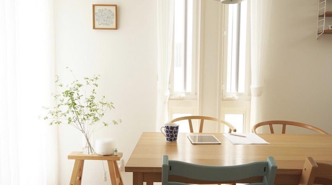 |她坚持一天一清理，扔掉冗杂的物品，全屋焕然一新，清爽且治愈！