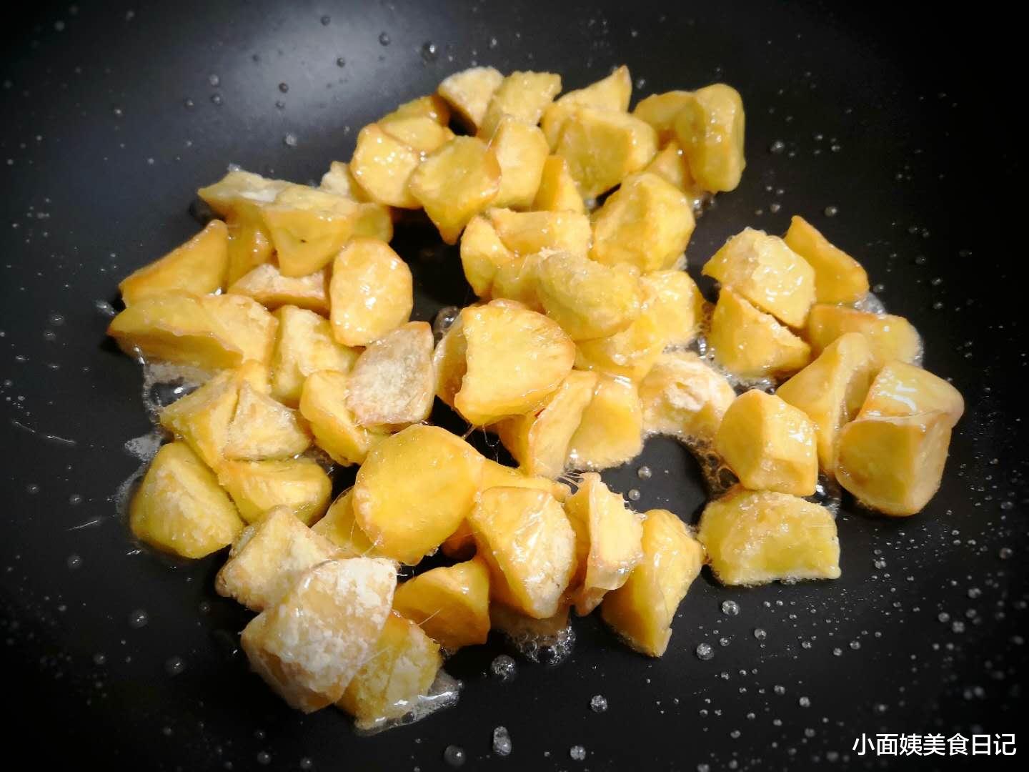 红薯|这菜10月正当季,我家一买就是10斤,低脂又饱腹,多吃瘦身还美颜