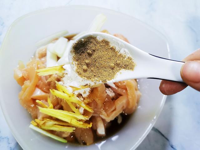 「西兰花」关晓彤晒出减肥食谱，全是妈妈亲自搭配，难怪个高还那么瘦，服气