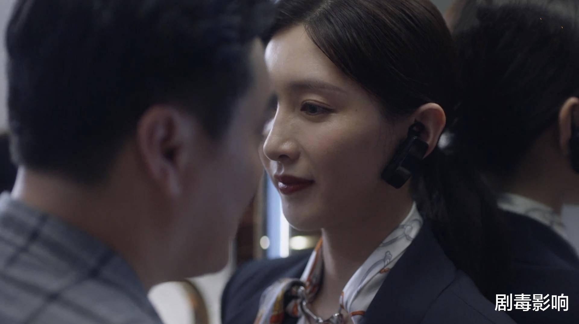 三十而已|《三十而已》10大真实细节:柜姐被骚扰是常态,行头是混圈的资本