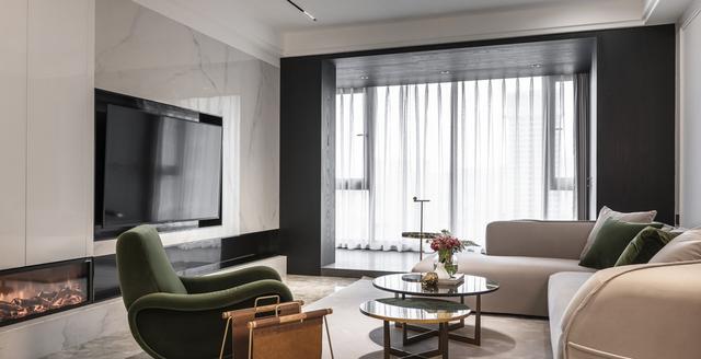 集成吊顶：新房拿到手，女主就砸掉重装，花费35W，果然好看多了！