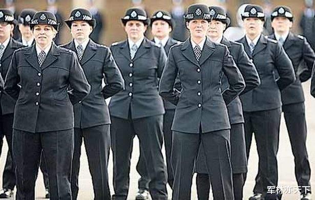 英國女警百年史：一戰進入警隊，如今編制3萬多人，配發防彈胸罩-圖4
