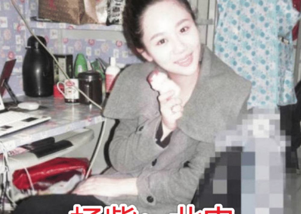 『迪丽热巴』同样是大学宿舍，杨紫接地气，关晓彤毫无生活气息，当看到热巴：宛如恐怖片