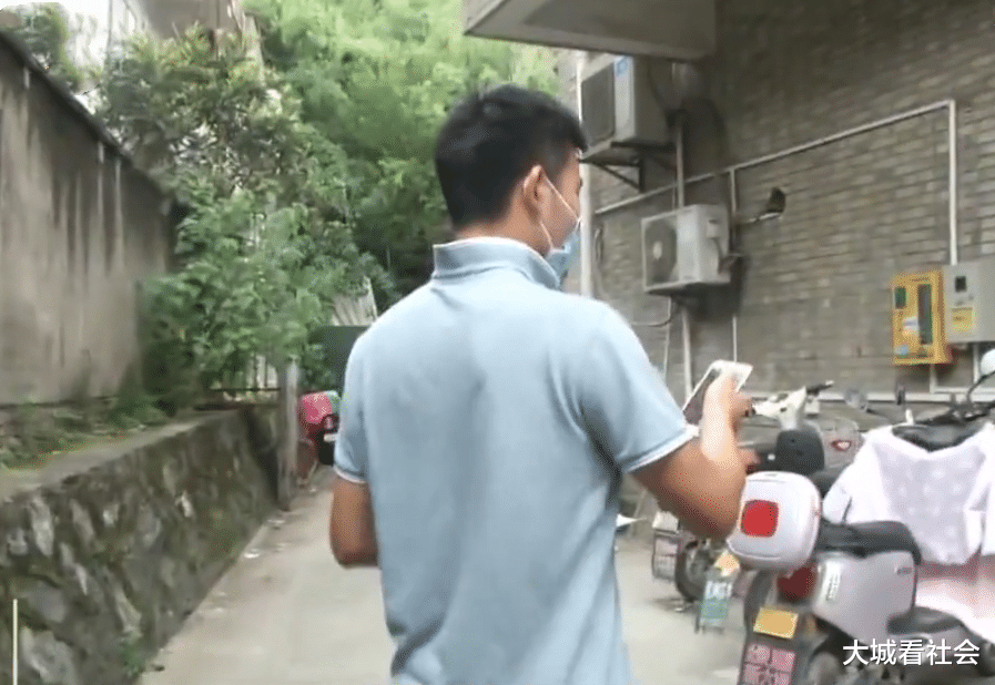 大城看社会|到超市上班10天，女子借15万给老板，说好带发财对方却跑路