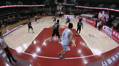 易建联|阿联跟腱断裂，现在你知道杜锋为什么骂人那么狠