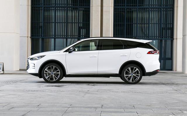 [马力]15万都能落地，中年人买SUV这3款准没错，空间大气场强，还有面子