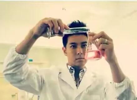 林志颖：妻子陈若仪痛哭，放弃秘恋4年林心如，虚伪林志颖被摘掉完美假面